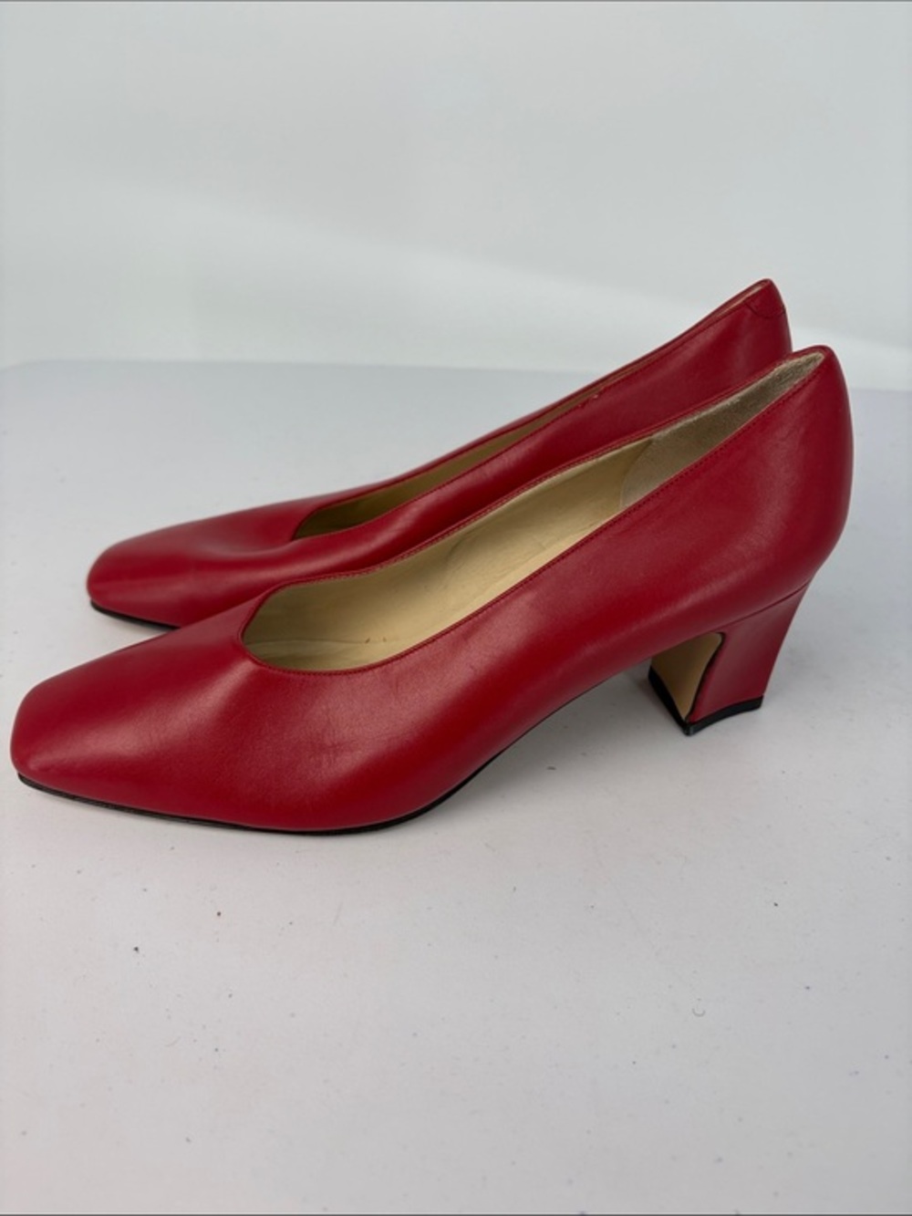 🐎 Rangoni Firenze Red Leather Low Block Heel Pumps